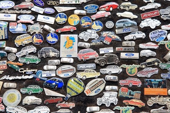 9f251a retro art ford waste oldtimer pins badge car badge 898041[3]